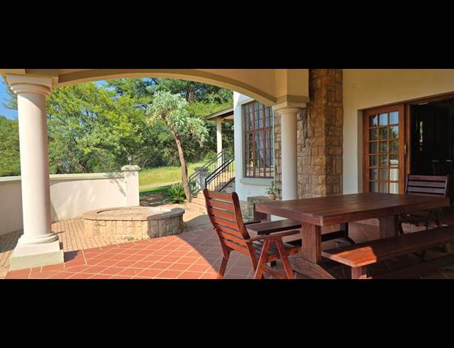 5 BEDROOM HOUSE FOR SALE IN BOSCHKOP